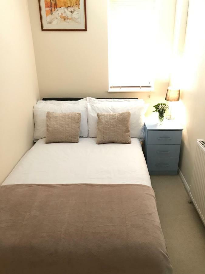 Gunwharf Quays Holiday Homes 朴次茅斯 外观 照片