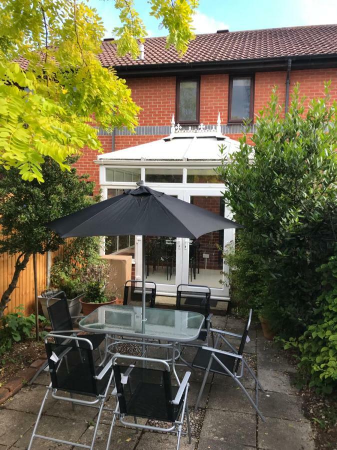Gunwharf Quays Holiday Homes 朴次茅斯 外观 照片